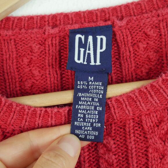 Vintage Gap Medium Sweater Red Cable Knit 90s Preppy Crop Classic Normcore - Picture 2 of 7